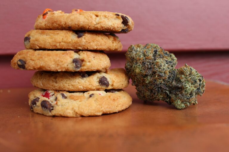weed-cookies-edibles